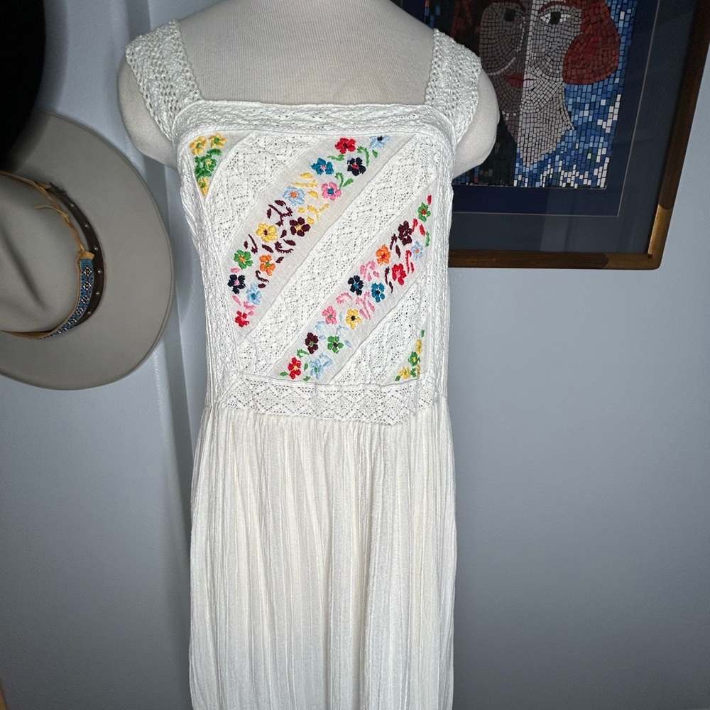 Embroidered Dress - Picture 12 of 13